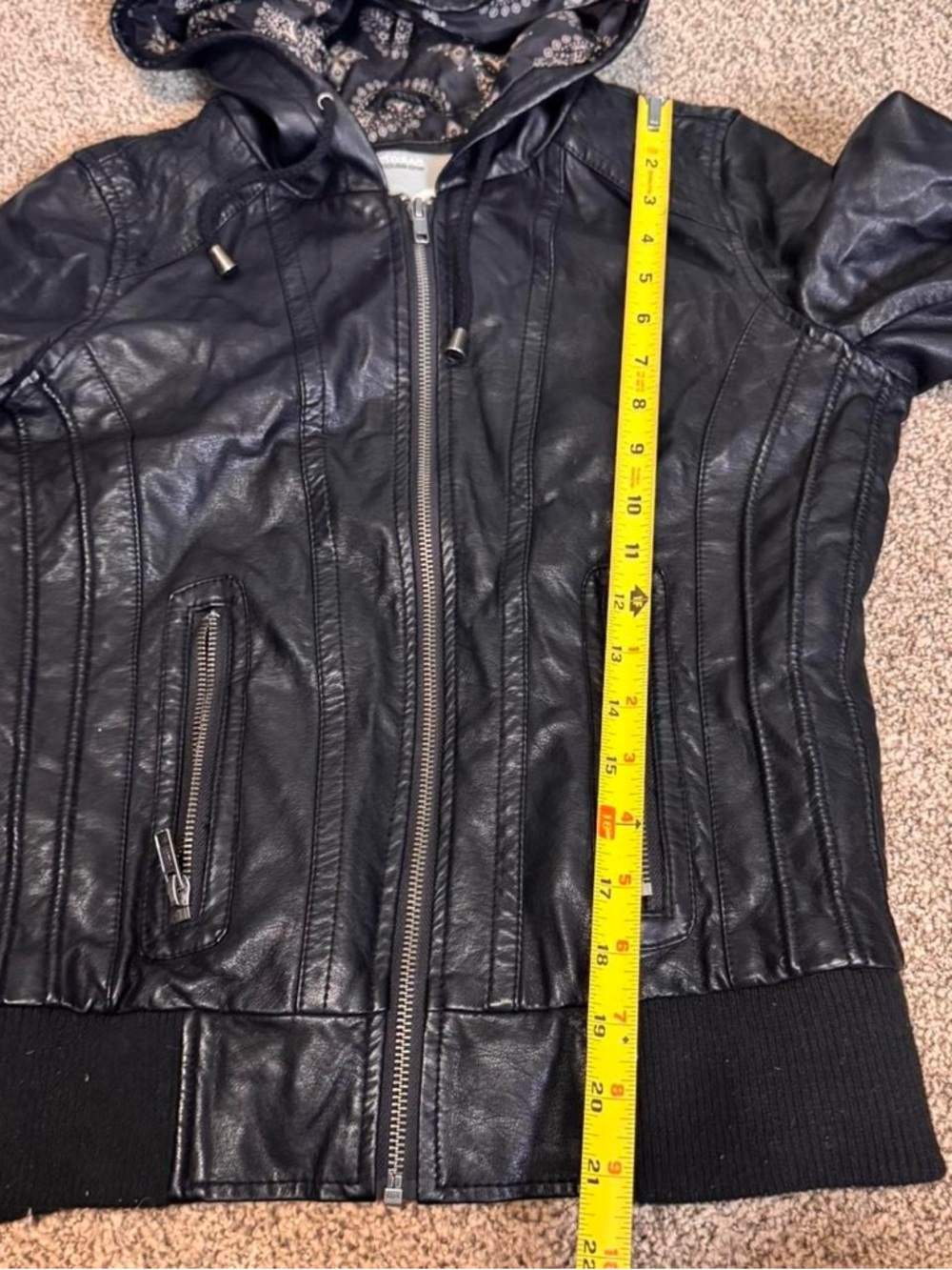 ❌SOLD❌ WarehouseY2K Black faux-leather bomber Jacket - Picture 6 of 8